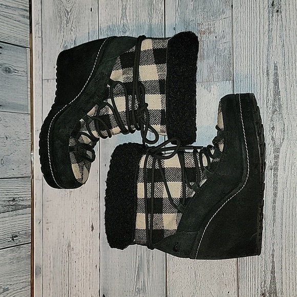 Wedged boots - Picture 2 of 4